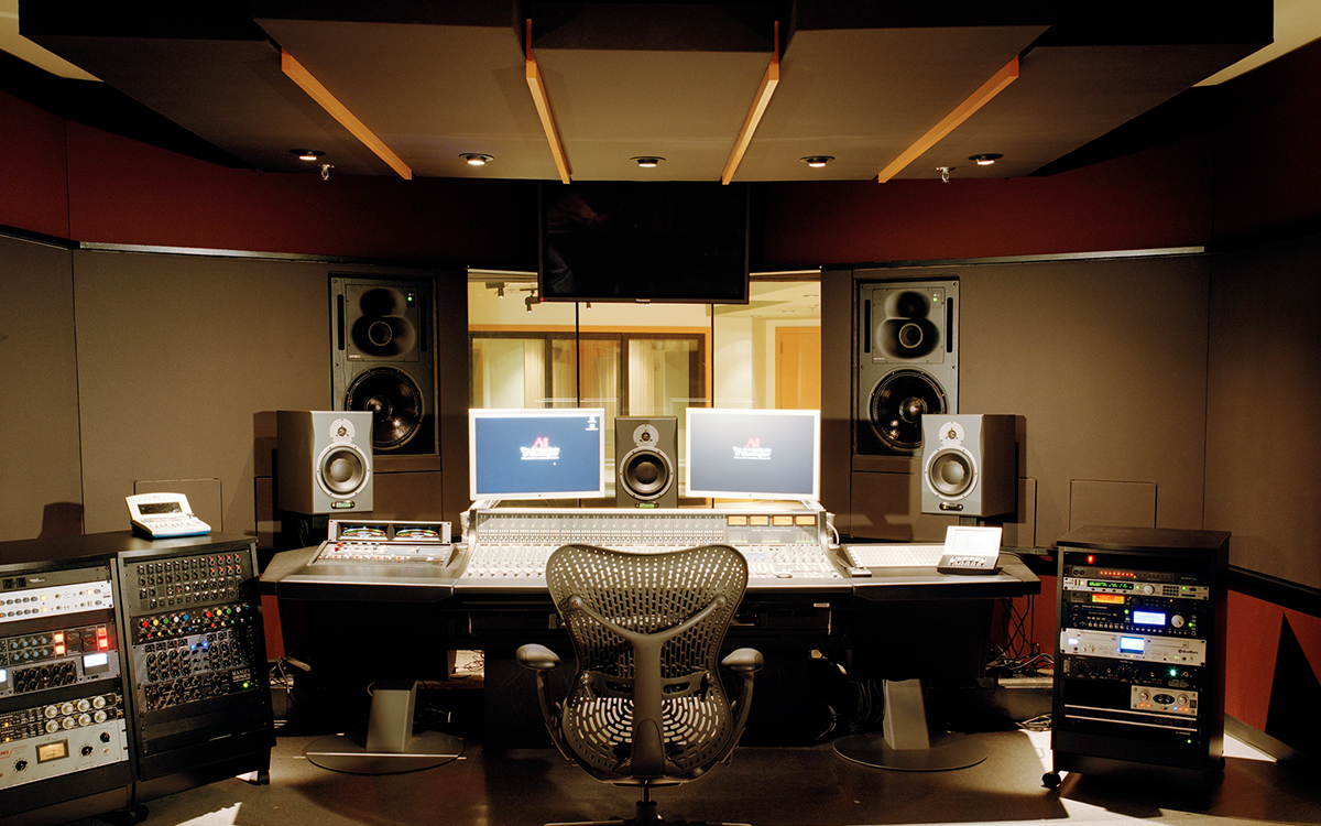 professional recording studio builders